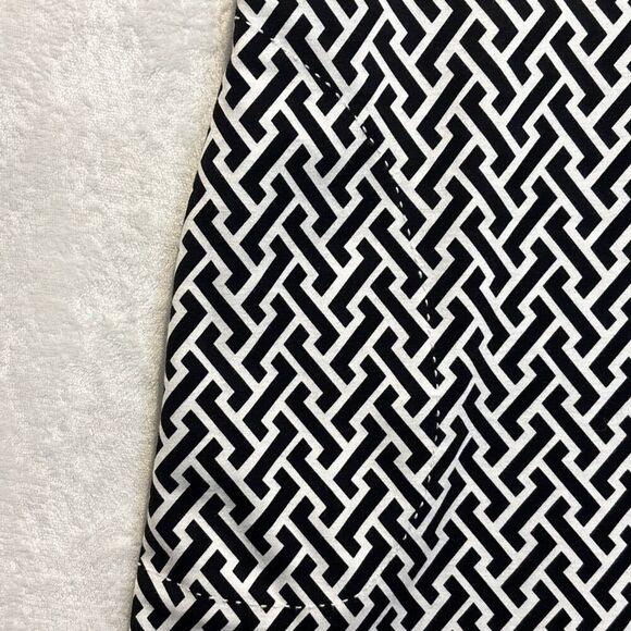 J. McLaughlin Black White Geometric Trapeze Short Sleeve Dress Size XS Pockets - Picture 7 of 16
